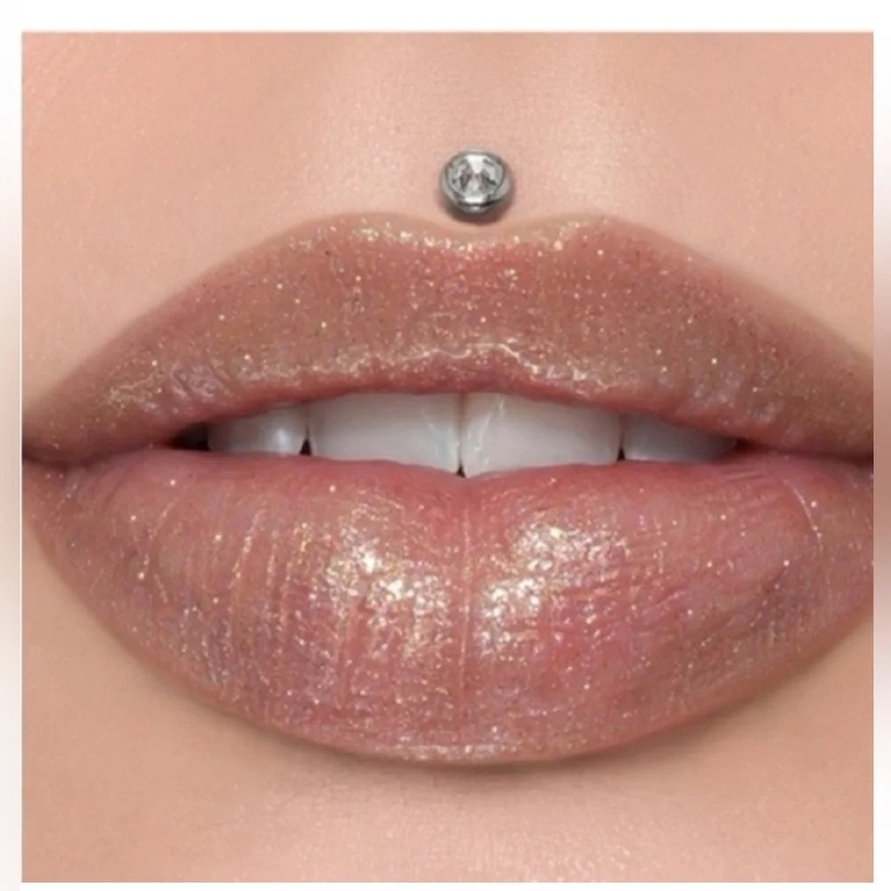 Jeffree Star The Gloss “Beaded Glass”